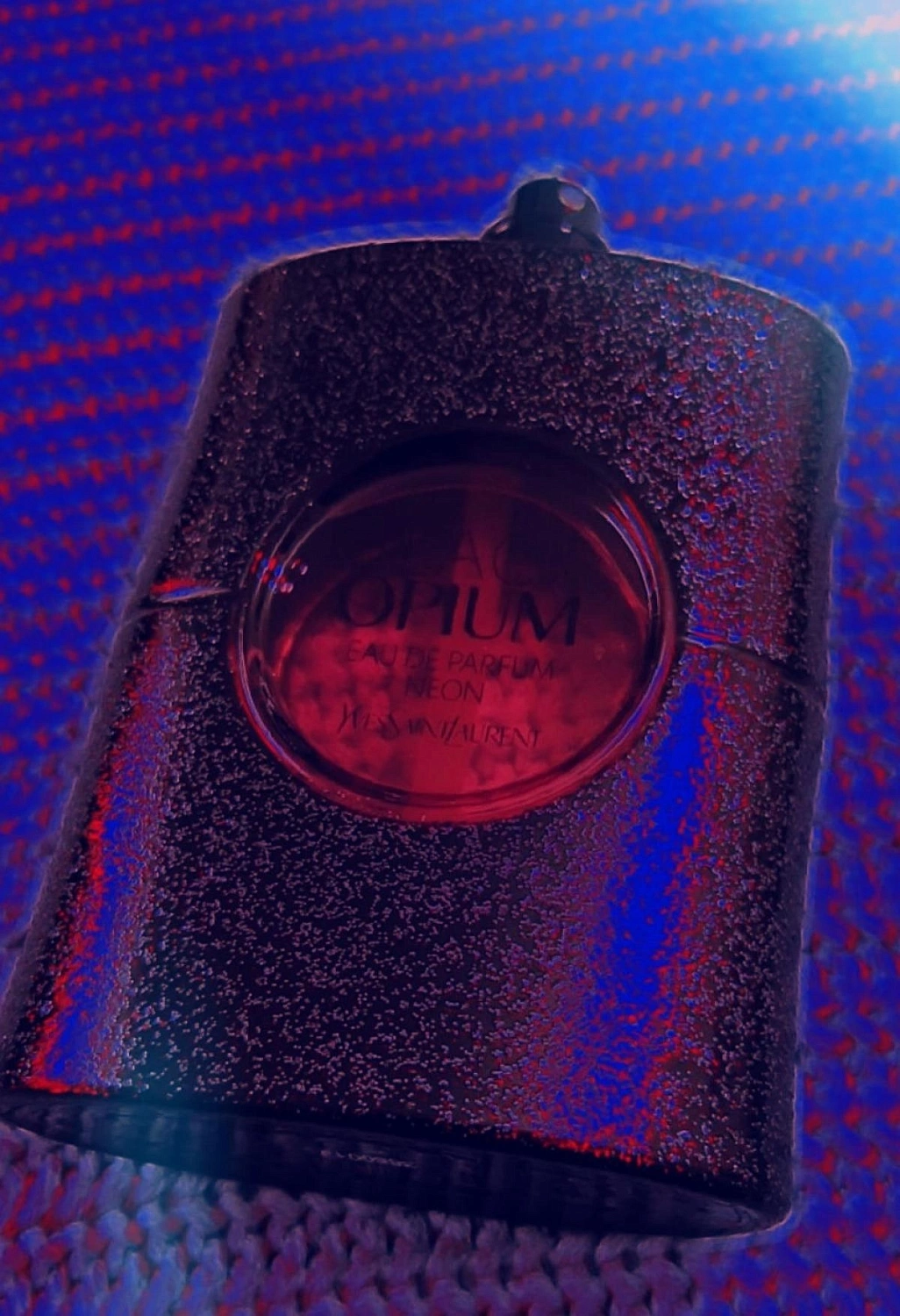 Yves Saint Laurent Black Opium Neon