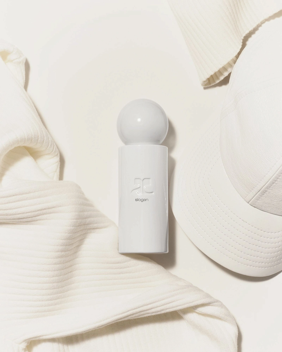 Courrèges Slogan