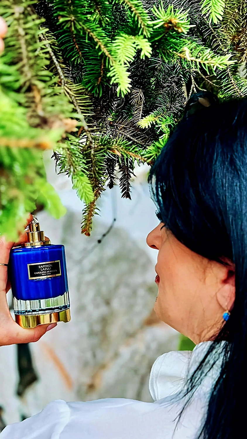 Carolina Herrera Saffron Lazuli