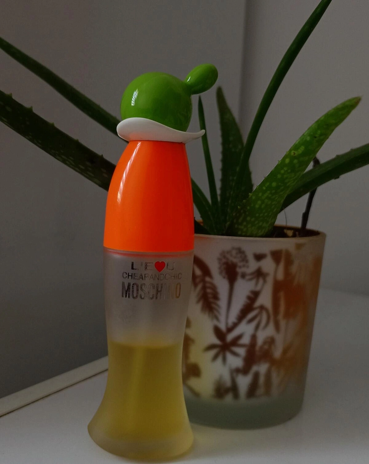 Moschino L'eau Cheap and Chic