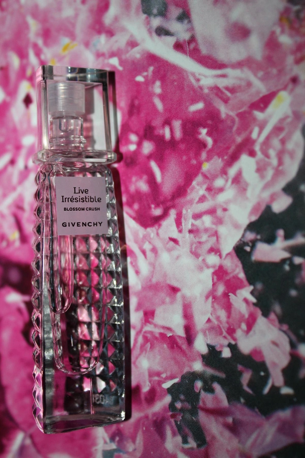 Givenchy Live Irresistible Blossom Crush