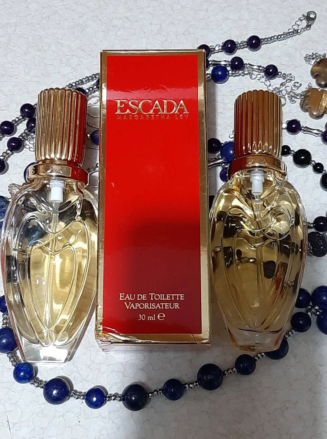 Escada (red)