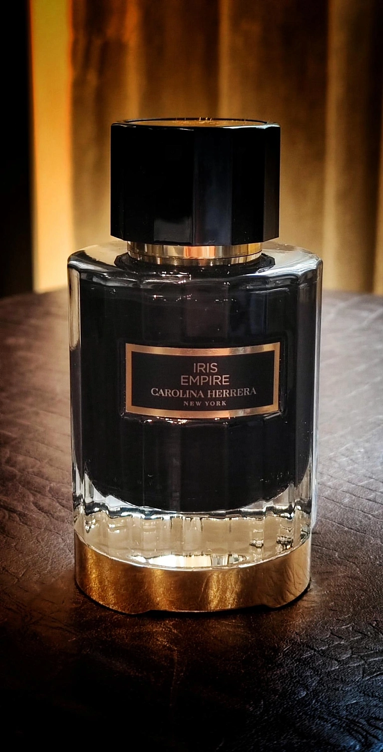 Carolina Herrera Iris Empire