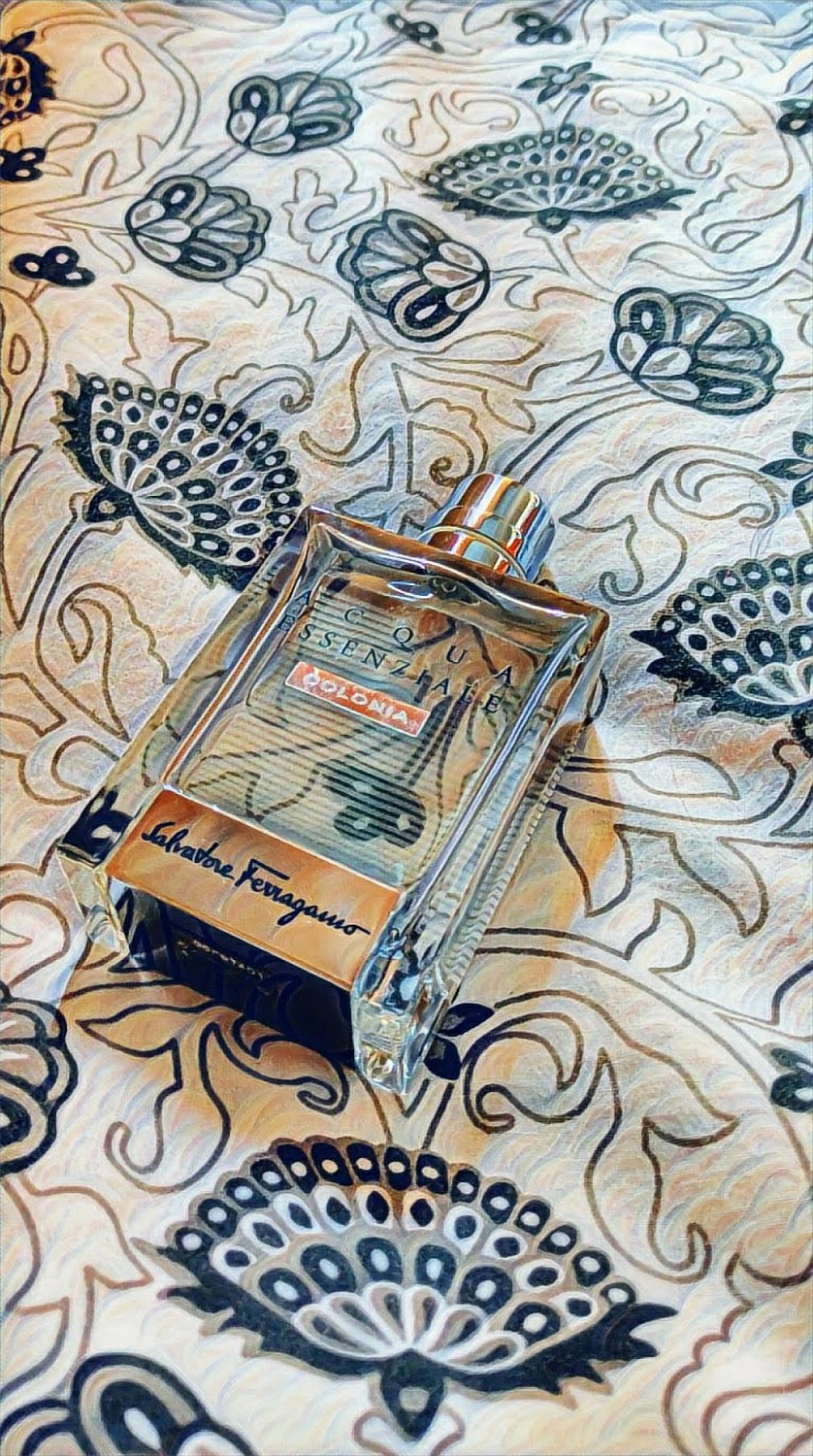 Salvatore Ferragamo Acqua Essenziale Colonia