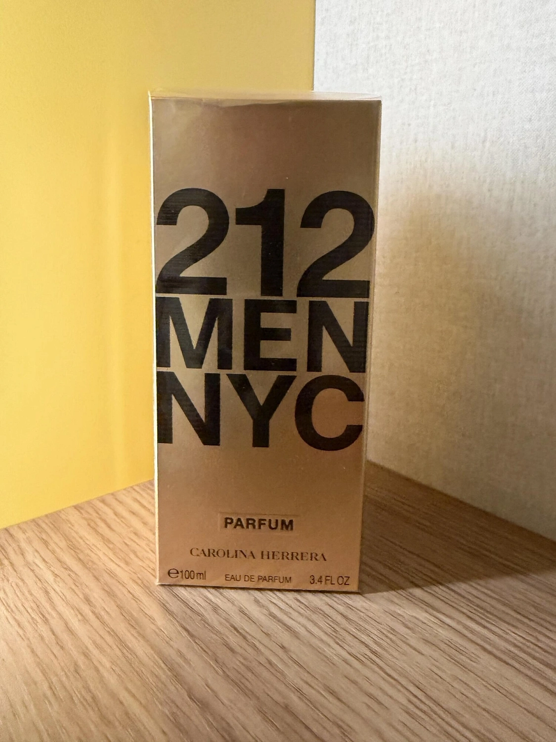 Carolina Herrera 212 Men Parfum