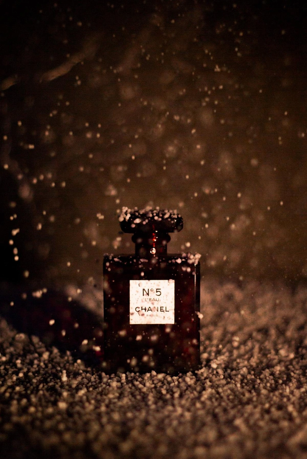 Chanel N°5 L'Eau Red Edition