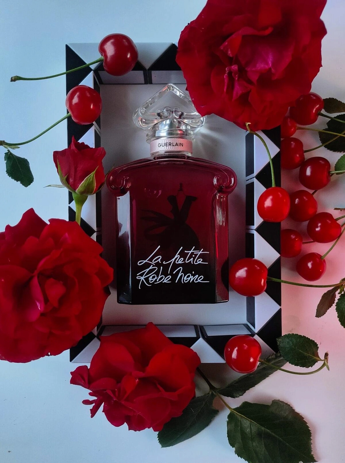 Guerlain La Petite Robe Noire Eau de Parfum Absolue