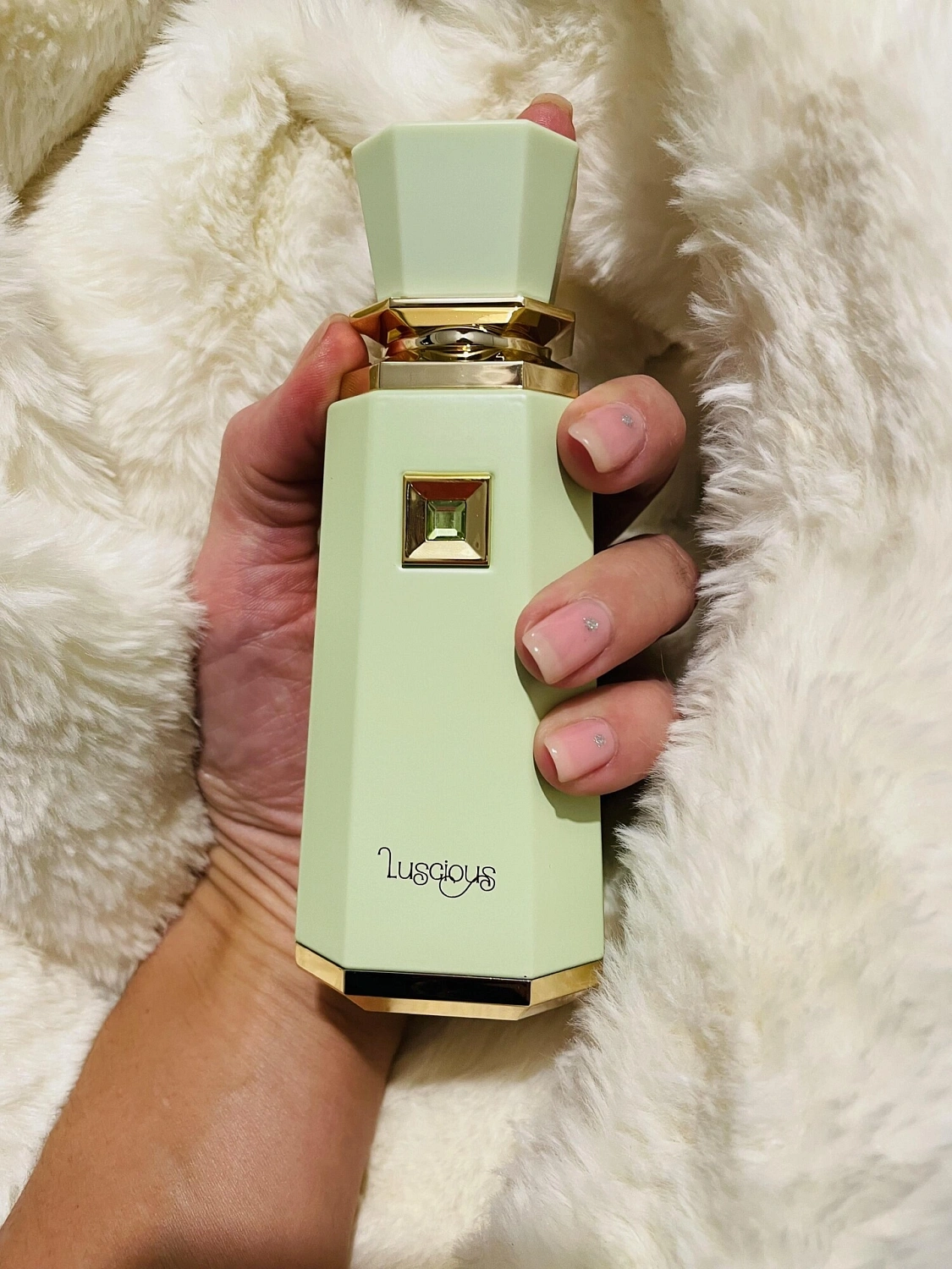 Fragrance World Luscious