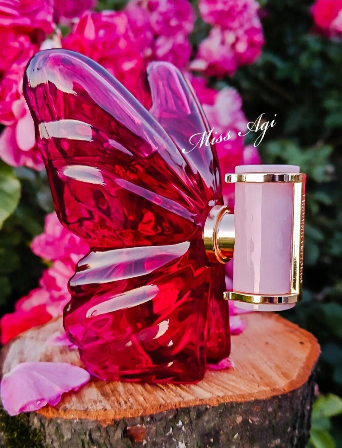 Carolina Herrera La Bomba