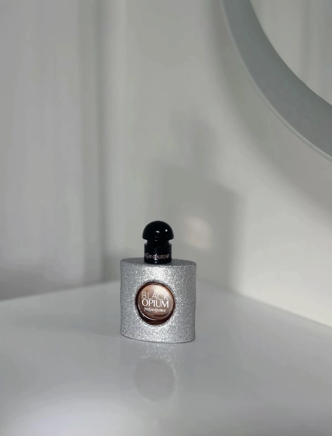 Yves Saint Laurent Black Opium Glitter