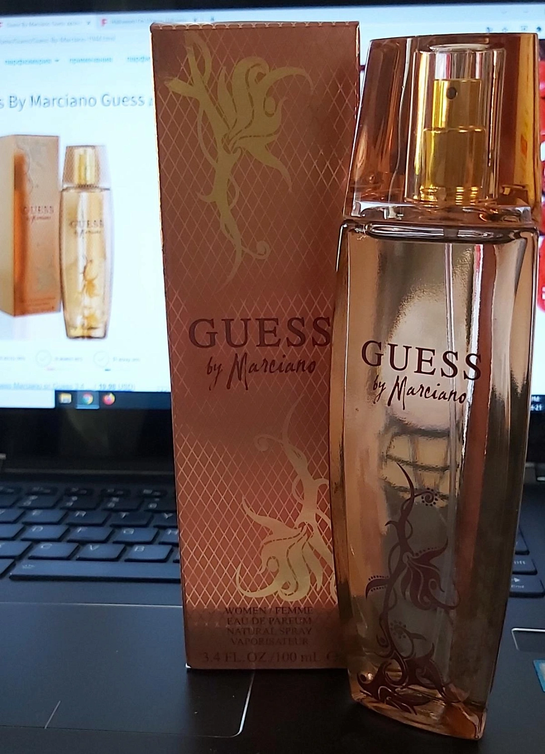 GUESS by Marciano