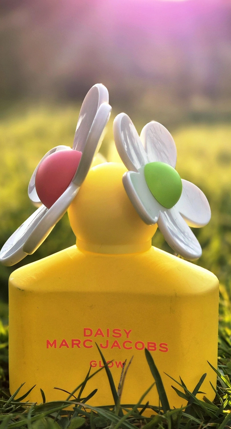 Marc Jacobs Daisy Glow