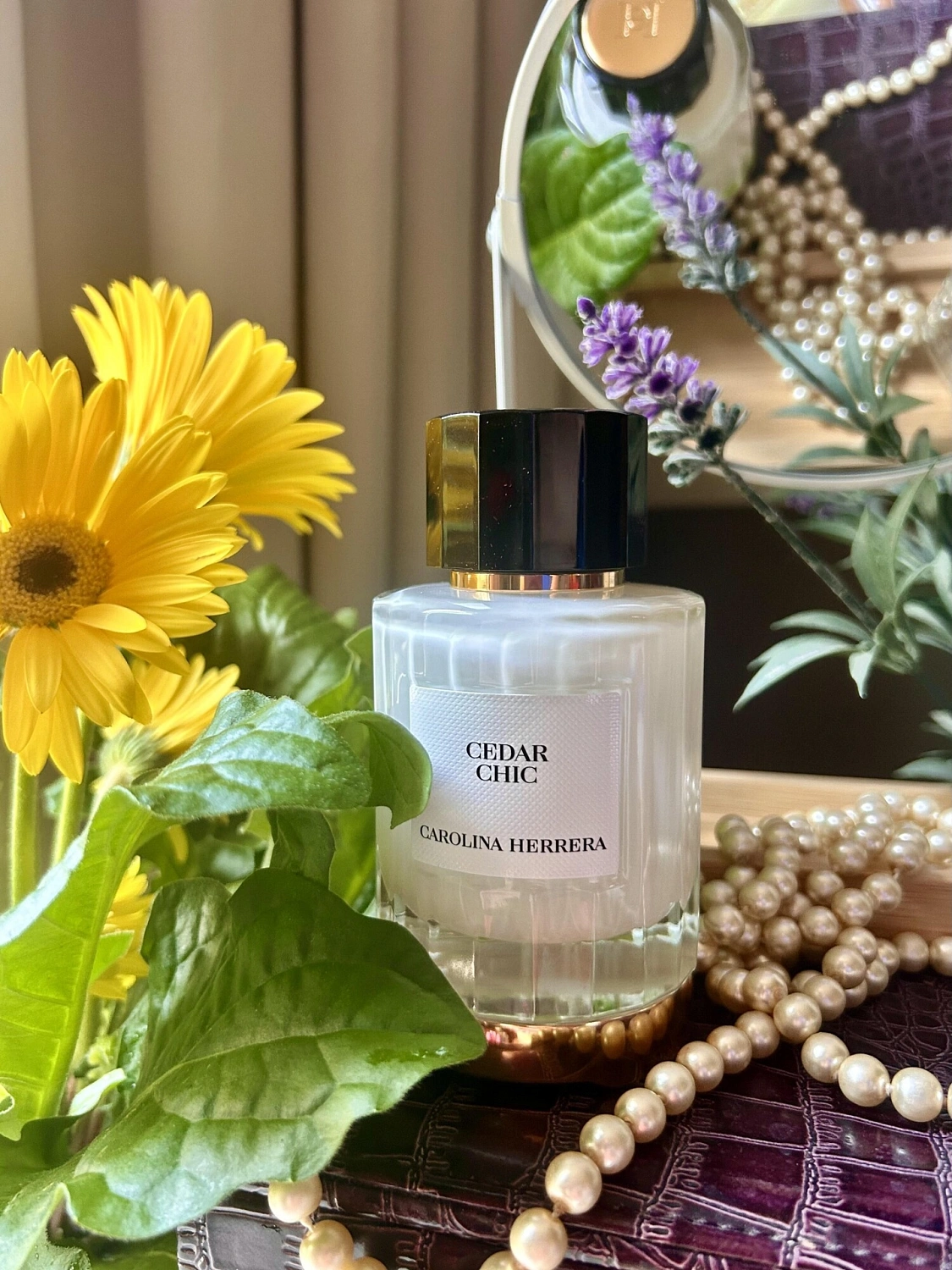 Carolina Herrera Cedar Chic