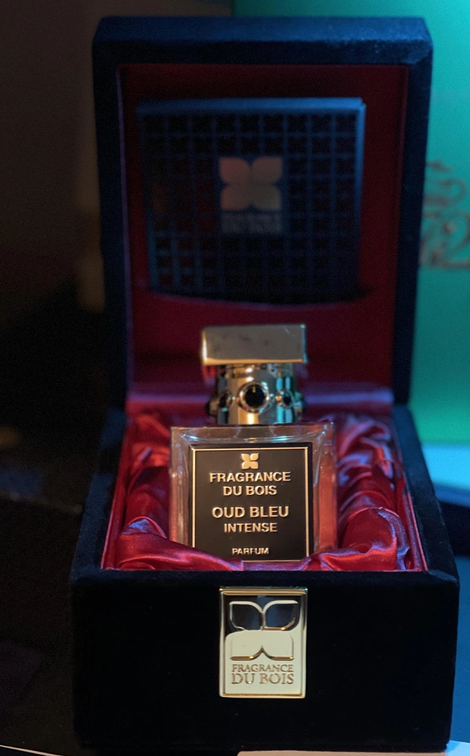 Fragrance du Bois Oud Bleu Intense