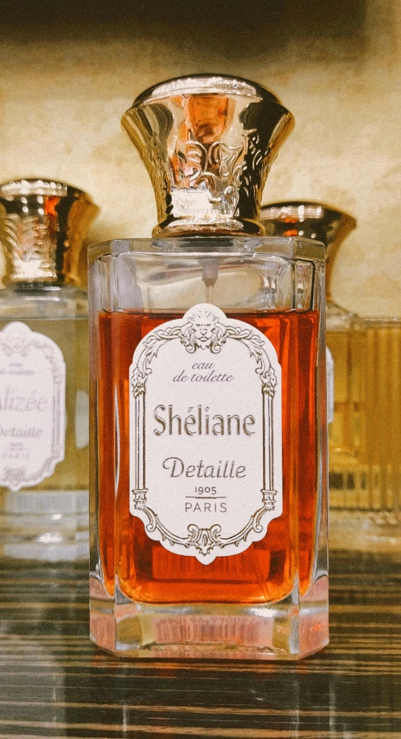Detaille Sheliane