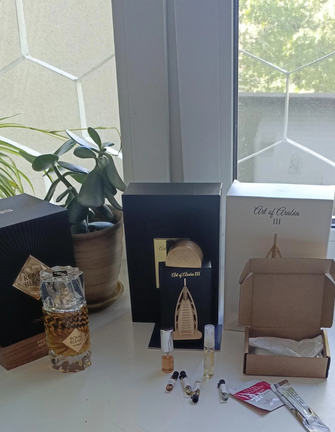 Fragrance World Royal Blend Vintage