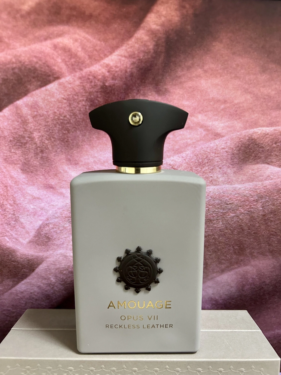 Amouage The Library Collection Opus VII Reckless Leather