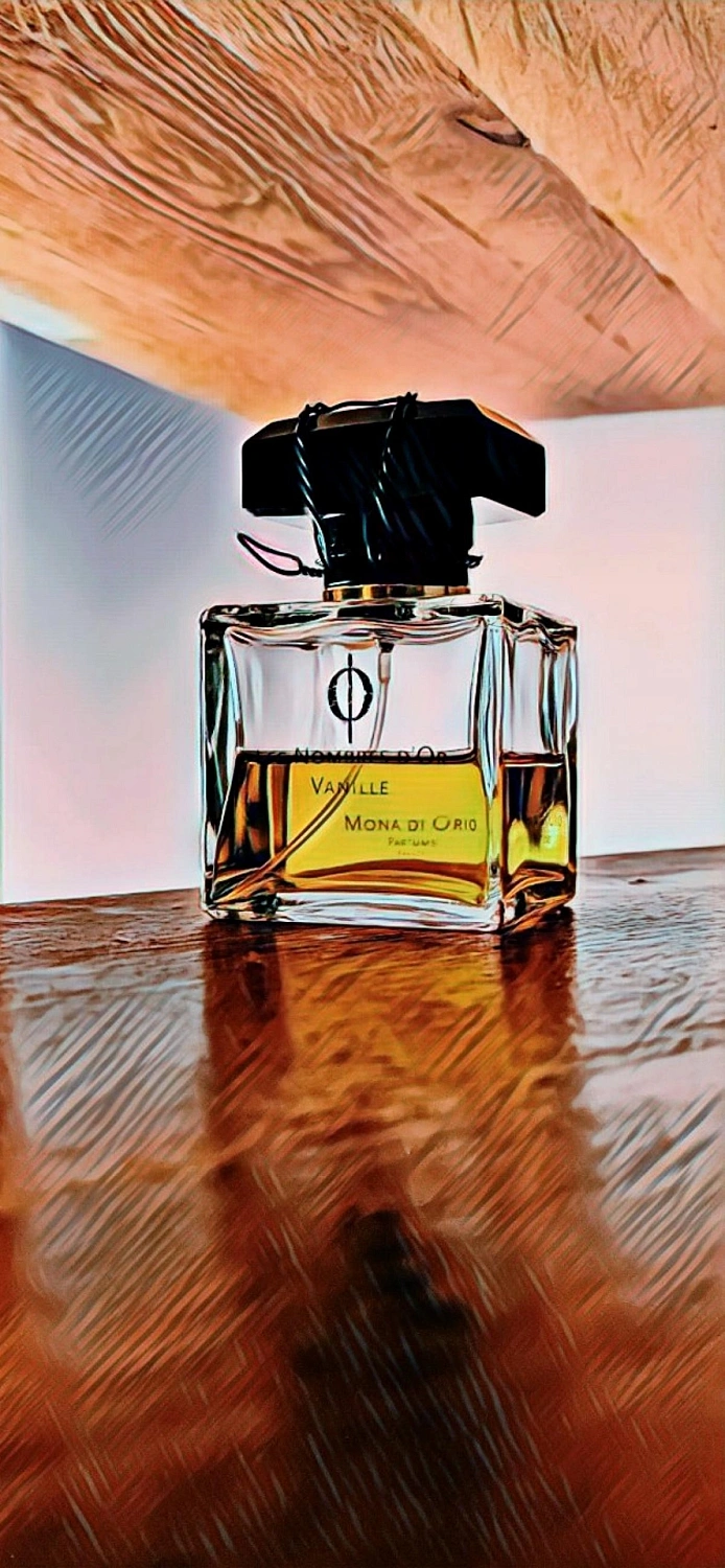 Mona di Orio Vanille