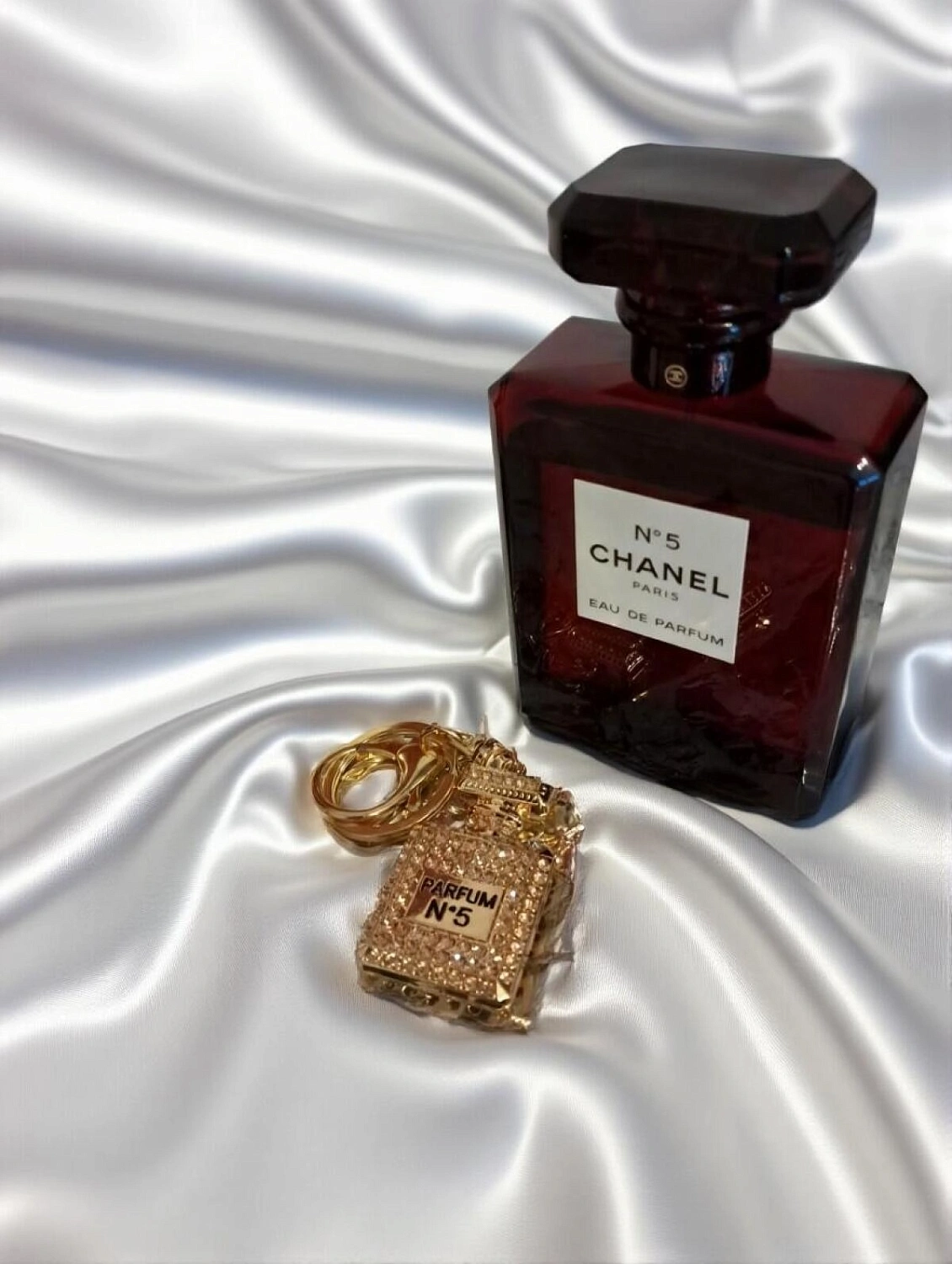 Chanel N°5 Eau de Parfum Red Edition