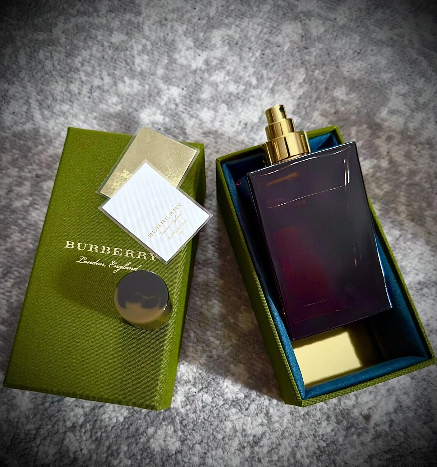 Burberry Antique Oak
