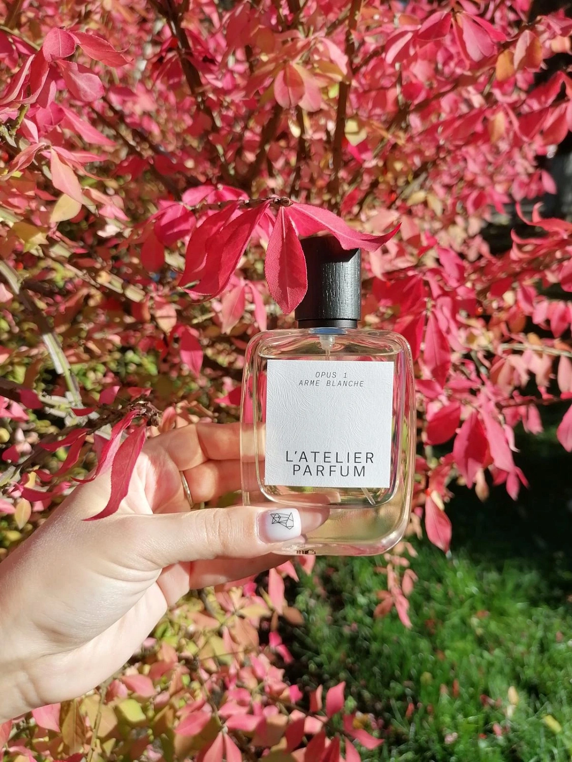 L'Atelier Parfum Arme Blanche