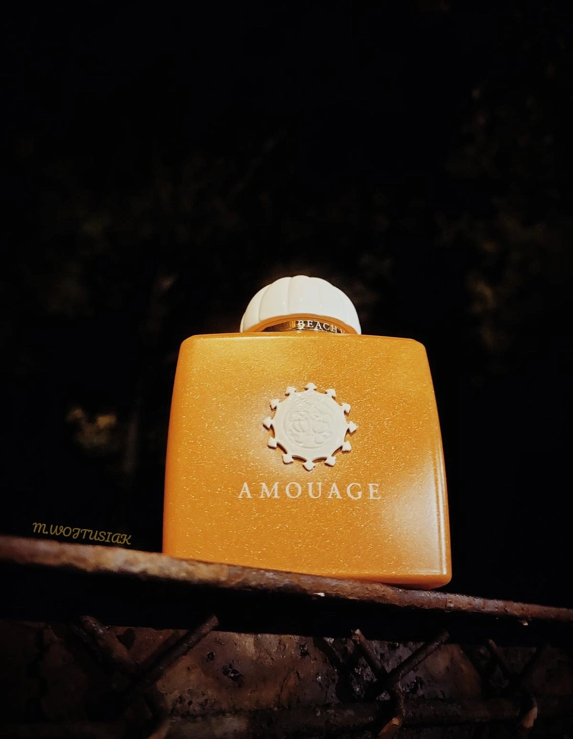 Amouage Beach Hut Woman