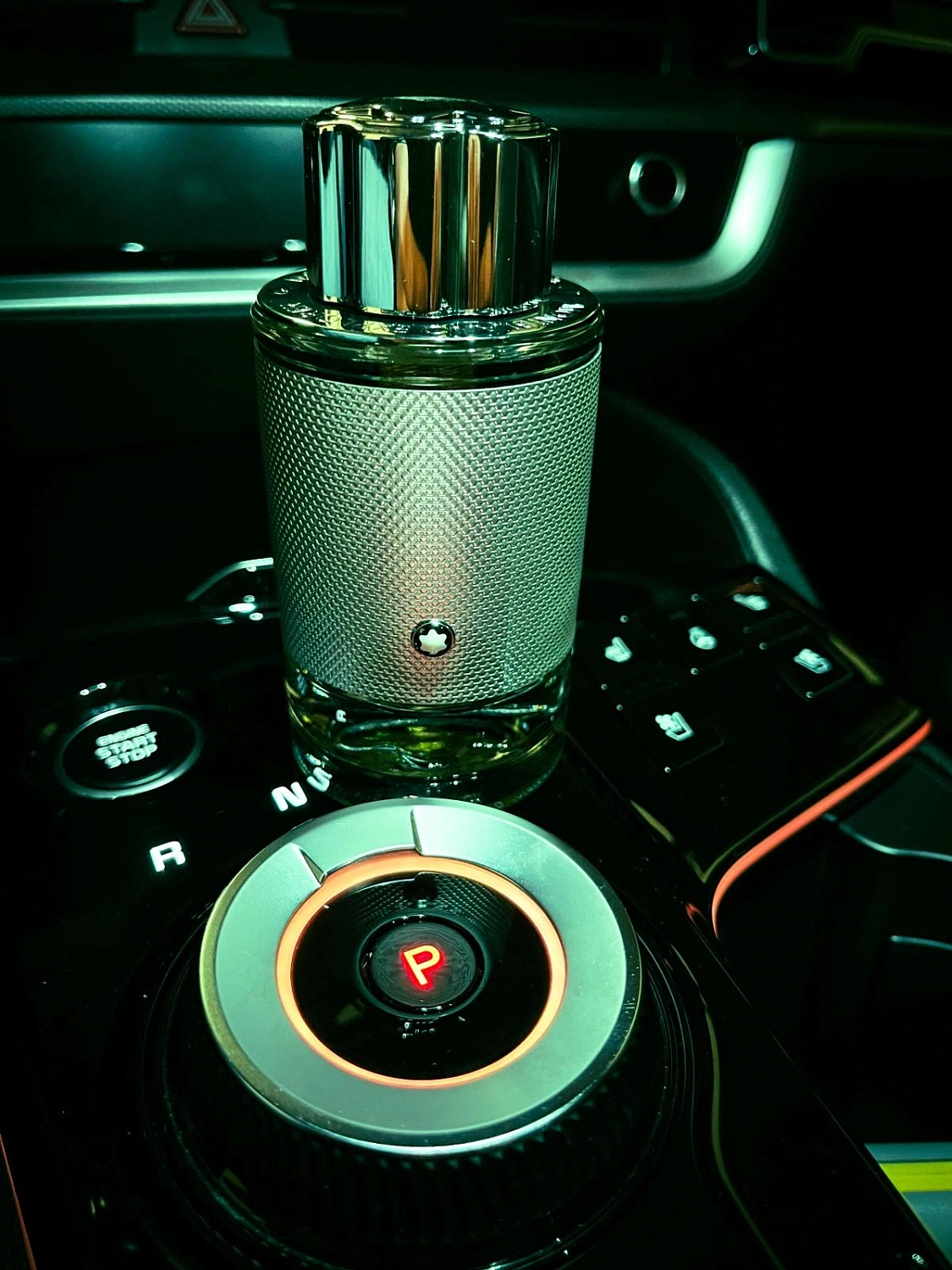 Montblanc Explorer Platinum