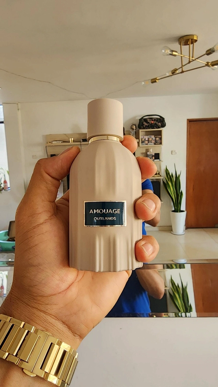 Amouage Outlands