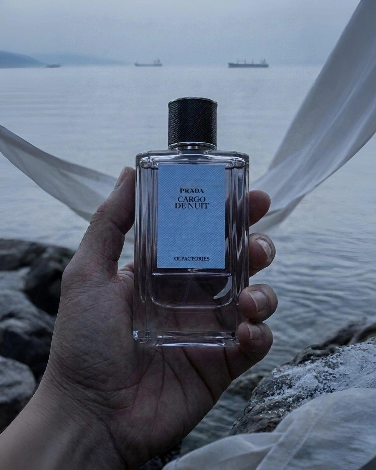 Prada Cargo de Nuit