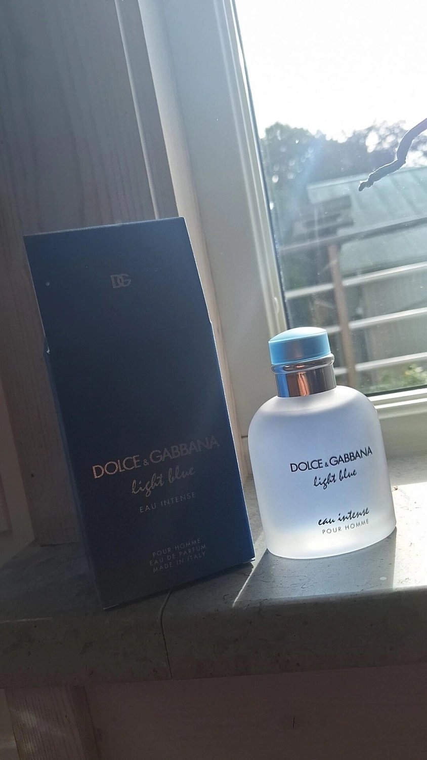 Dolce & Gabbana Light Blue Eau Intense Pour Homme