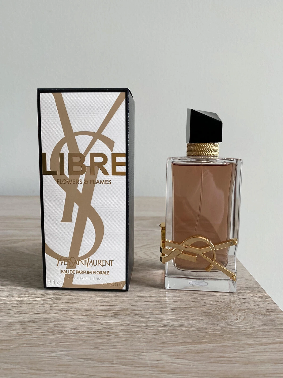 Yves Saint Laurent Libre Flowers & Flames