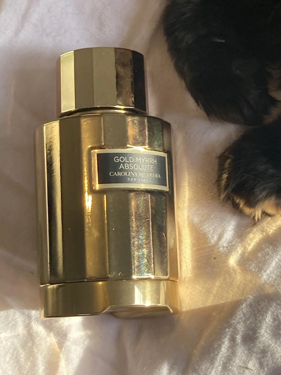 Carolina Herrera Gold Myrrh Absolute