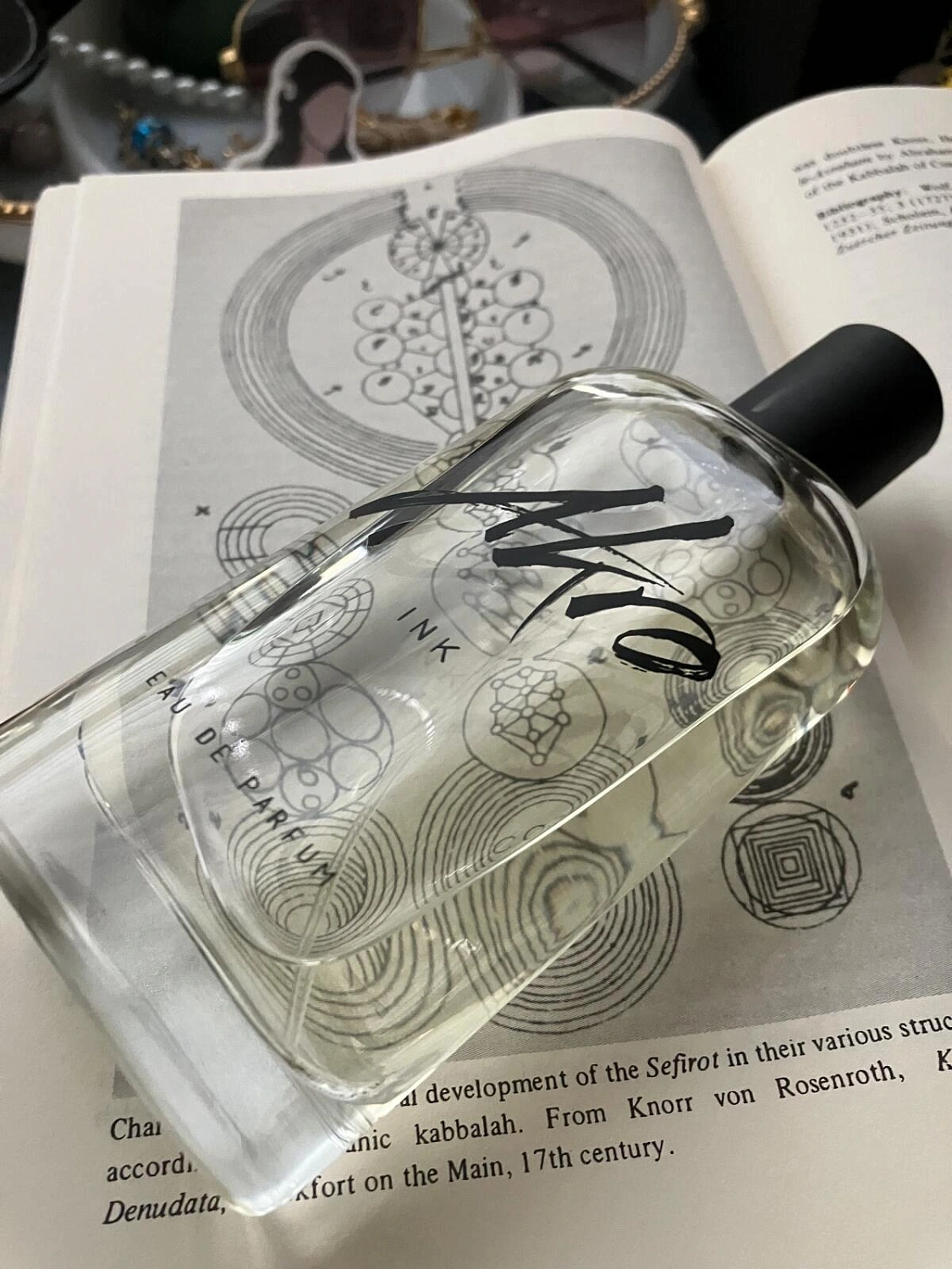 Akro Ink
