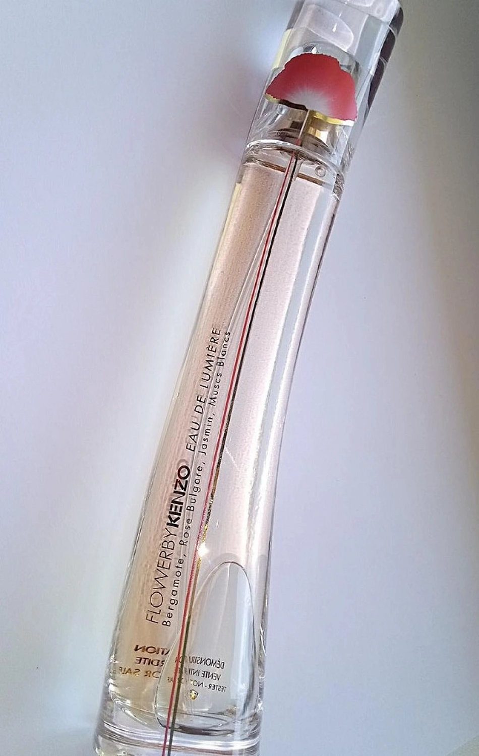 Flower by Kenzo Eau de Lumiere