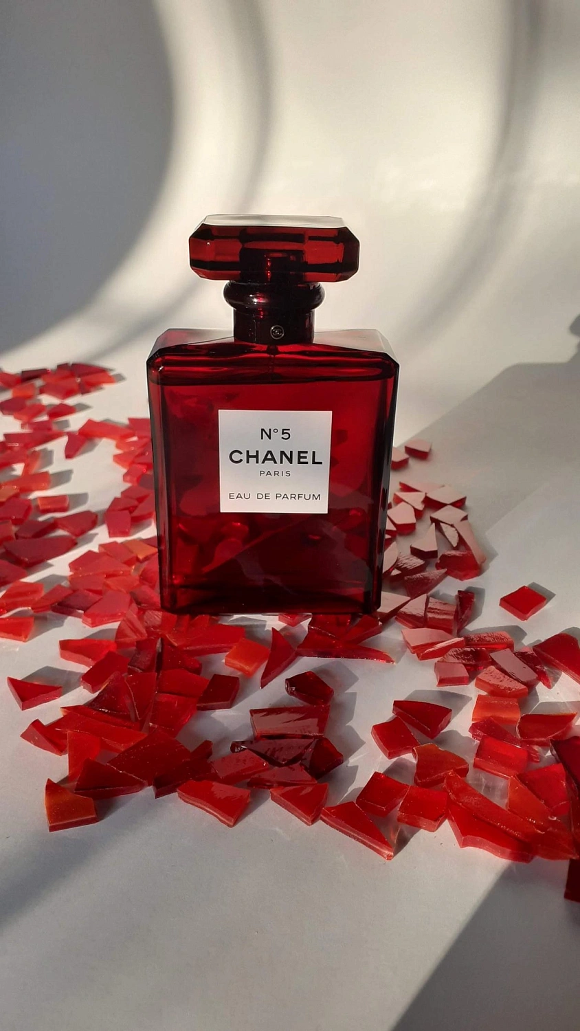 Chanel N°5 Eau de Parfum Red Edition