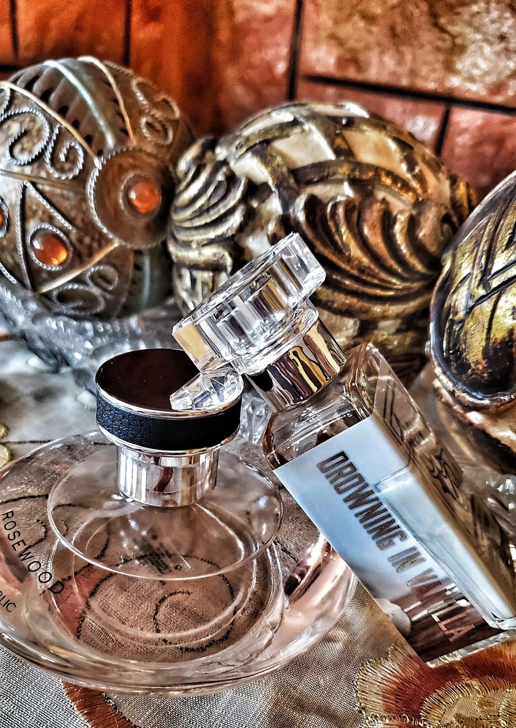 Banana Republic Rosewood