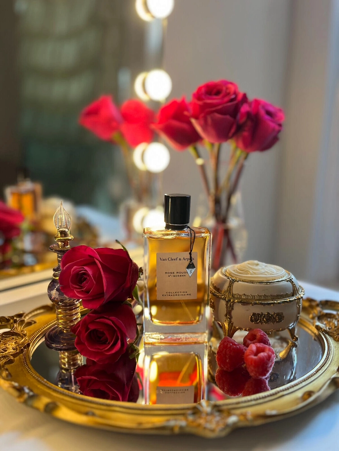 Van Cleef & Arpels Rose Rouge