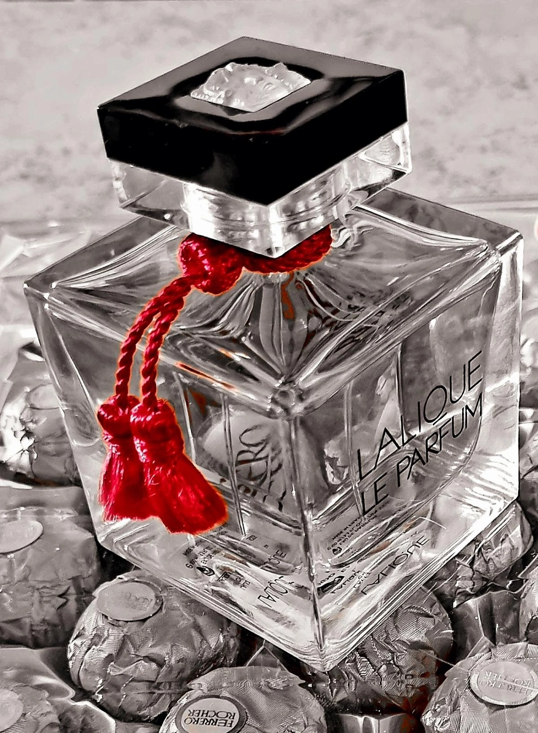 Lalique Le Parfum