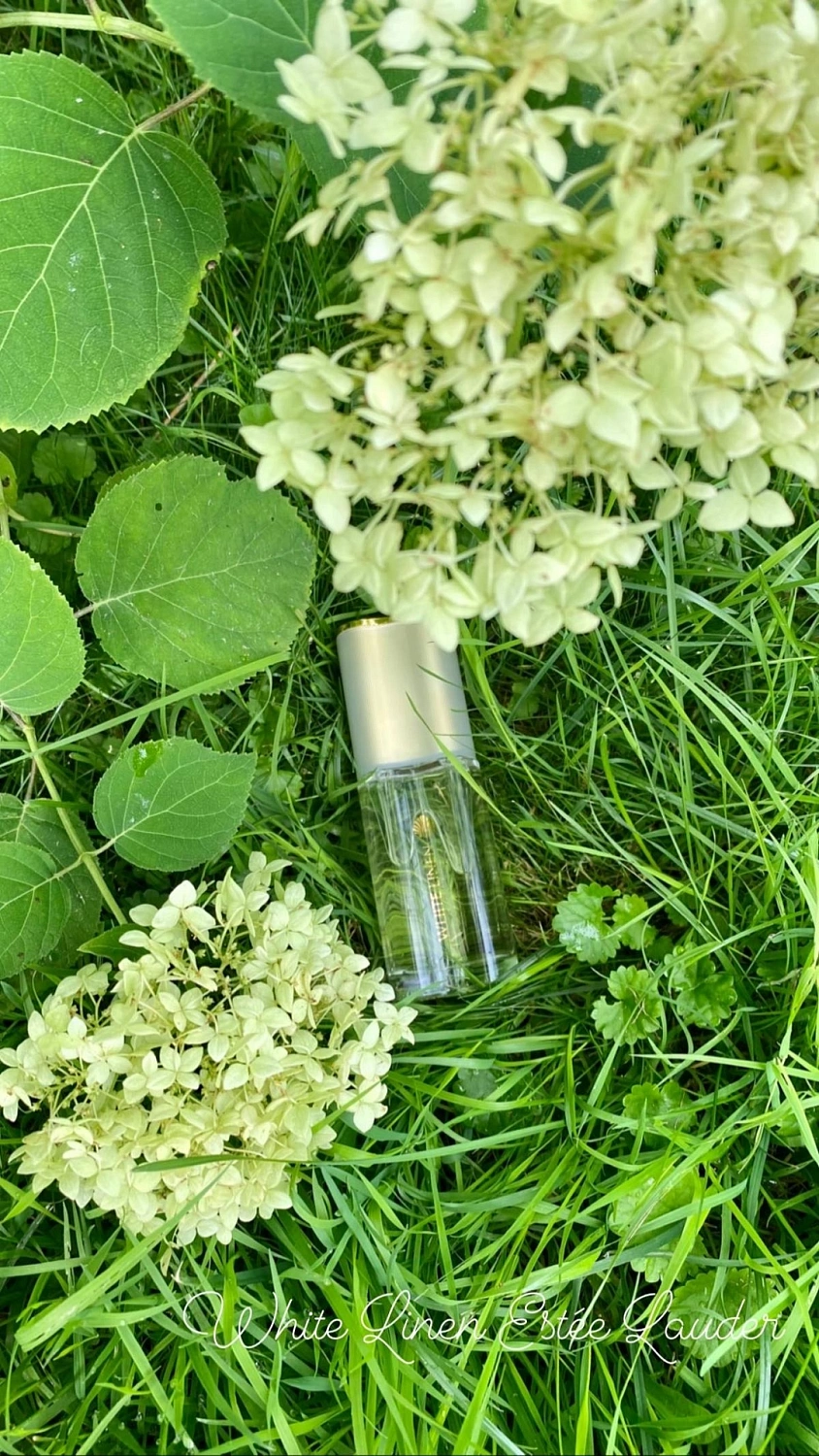 Estée Lauder White Linen