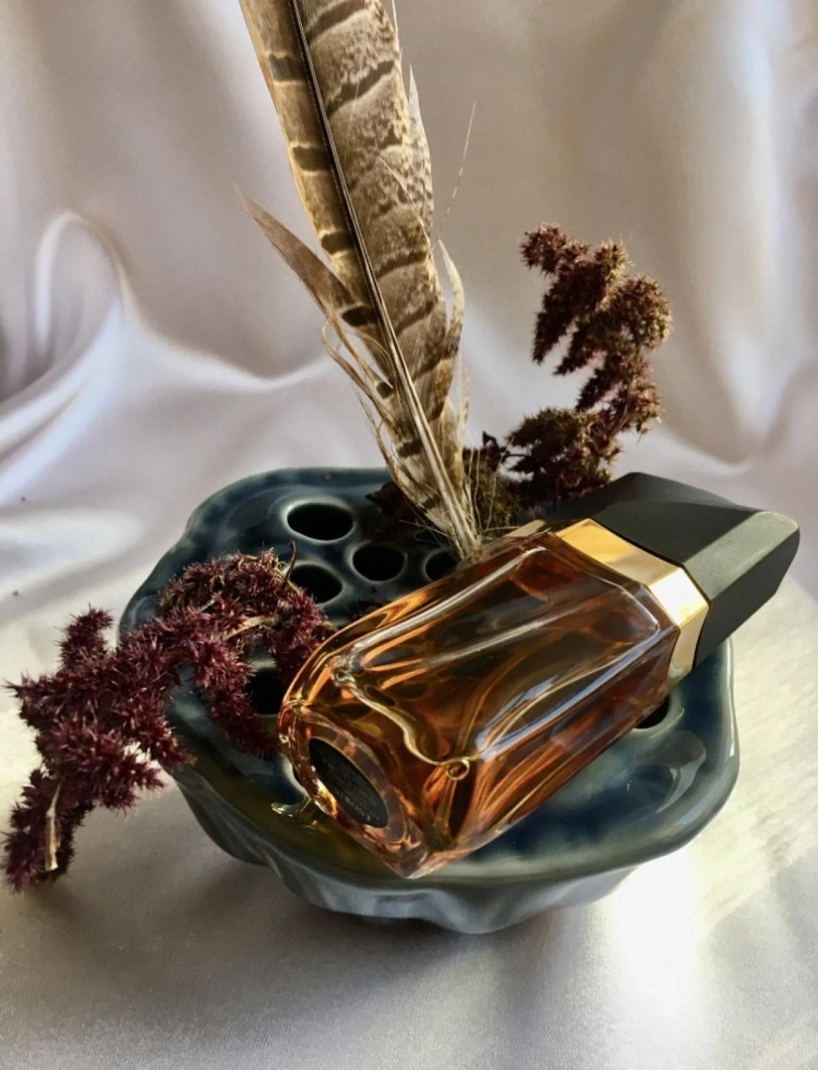 Estée Lauder Knowing