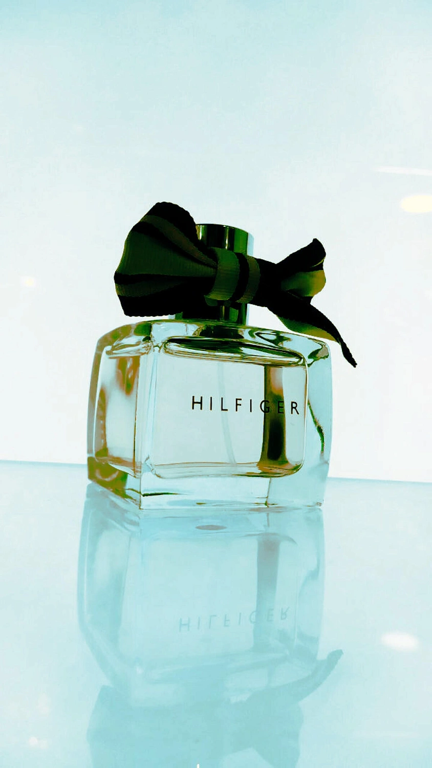 Tommy Hilfiger Pear Blossom