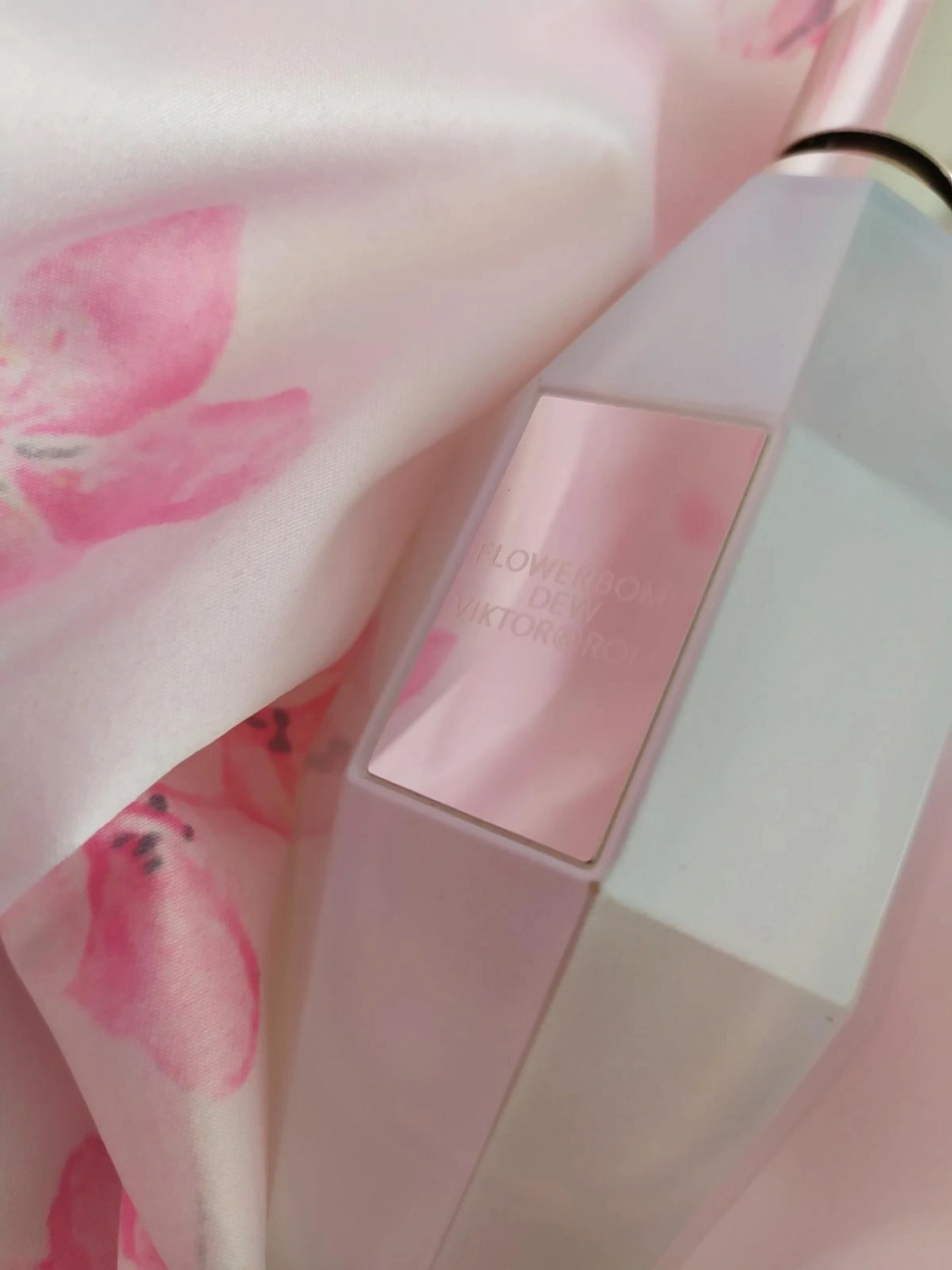 Viktor & Rolf Flowerbomb Dew