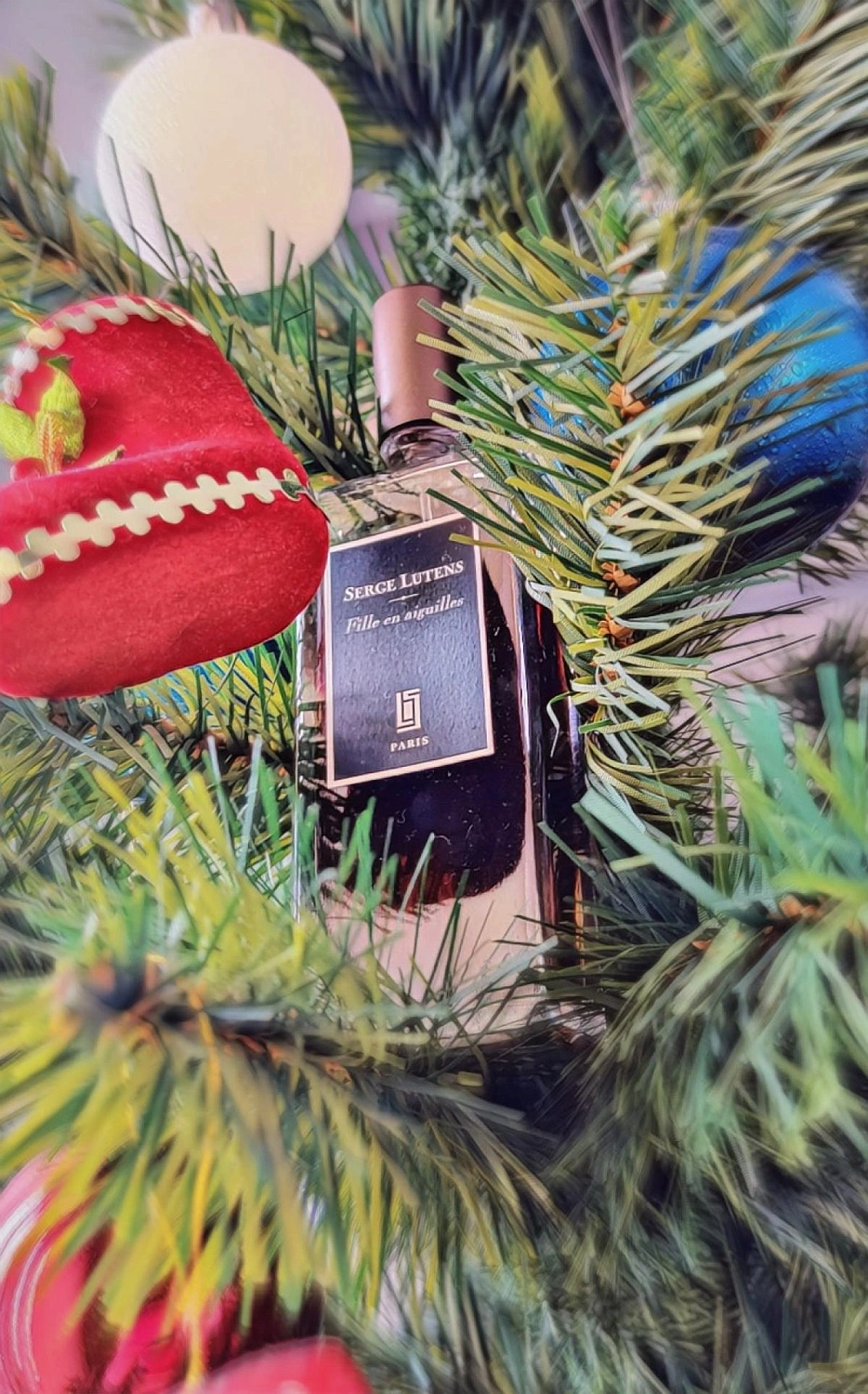 Serge Lutens Fille en Aiguilles