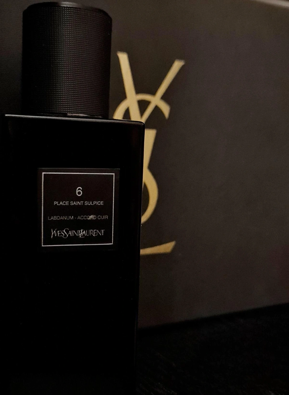 Yves Saint Laurent 6 place Saint Sulpice