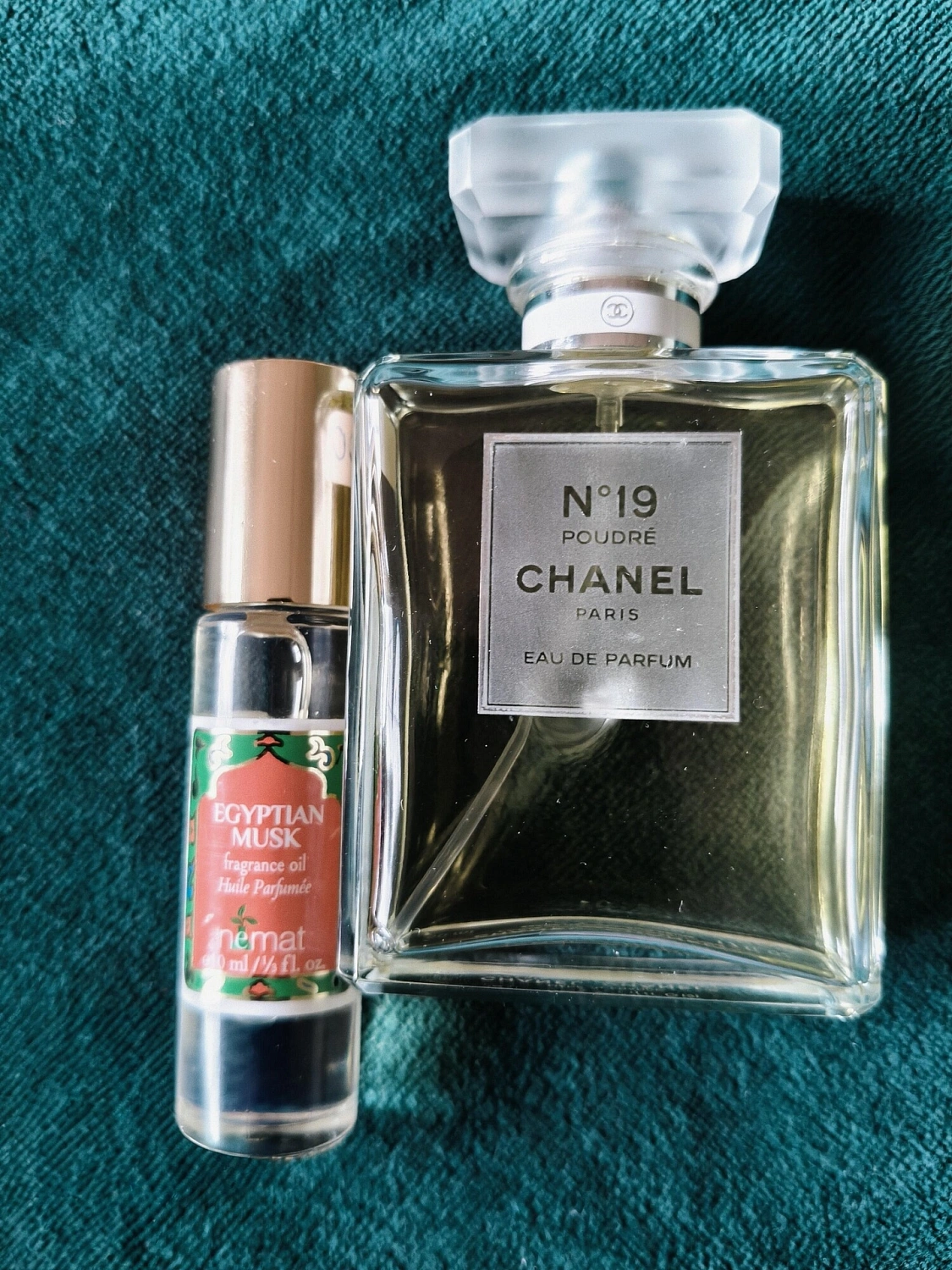 Chanel N°19 Poudre